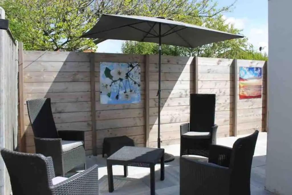 Knus Vakantiehuis 100M Van Het Strand 칼란트소그 외부 사진